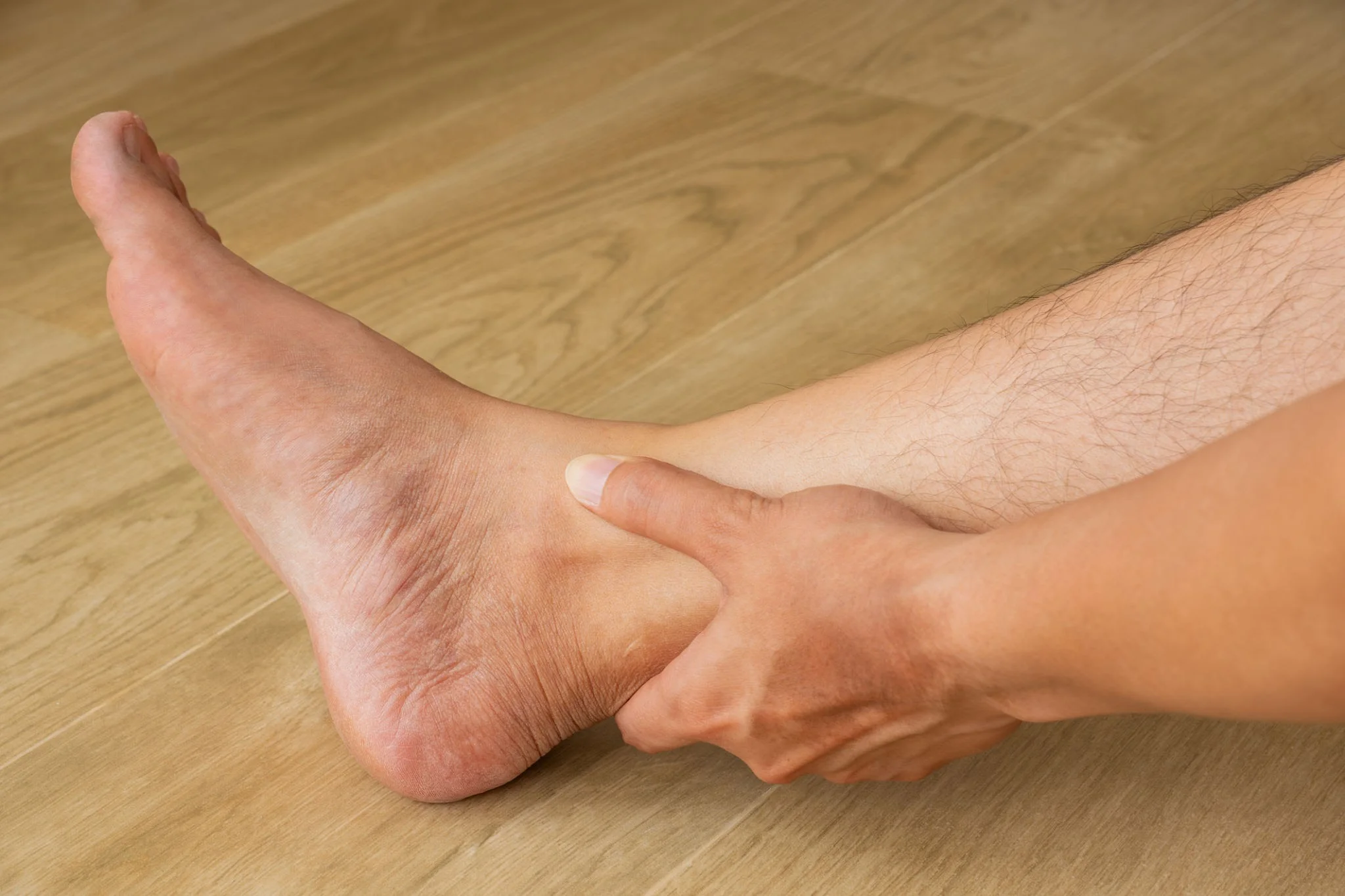 Foot pain when walking explanation